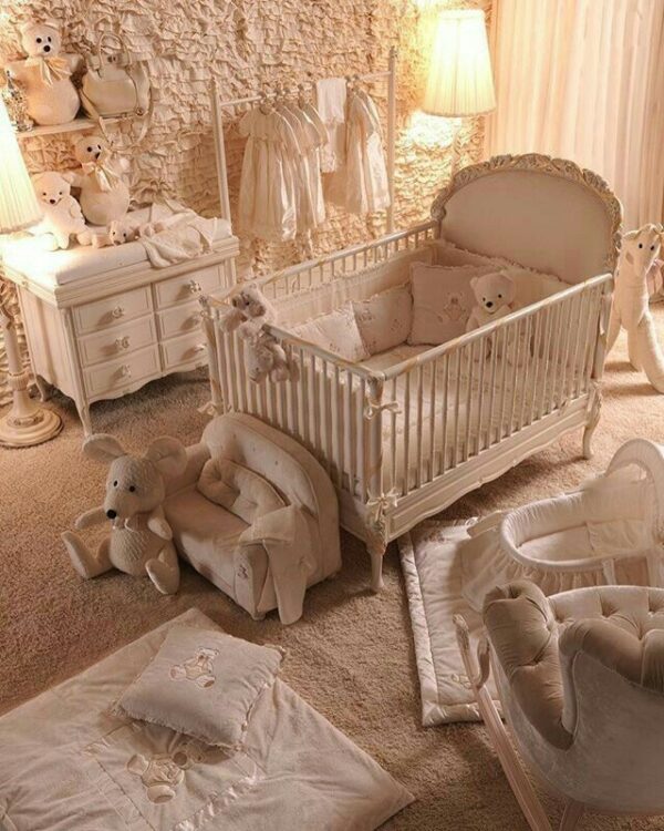 Buy Wood Baby Cots Online in Pakistan: Tinnies, Graco & Luxury Velvet Bassinets - Image 4